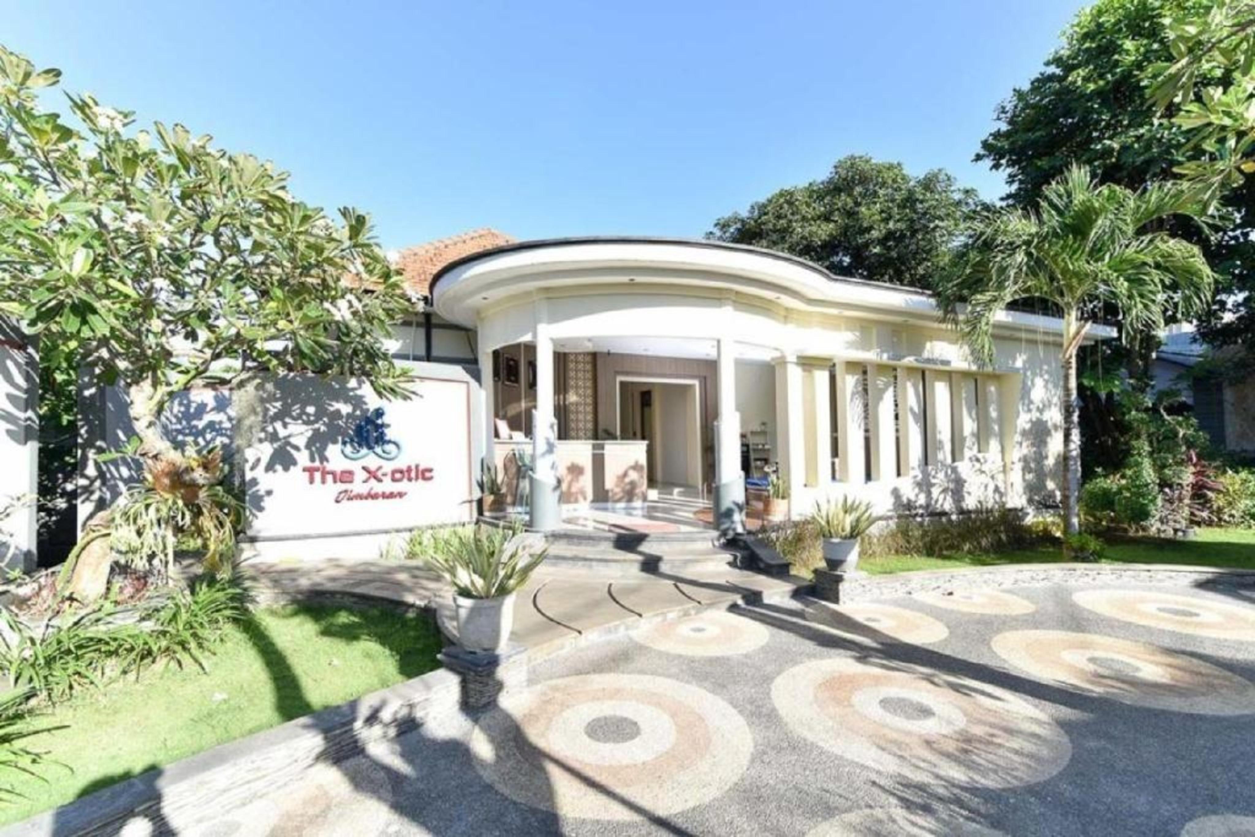 The Xotic Jimbaran Bali Hotel Exterior photo